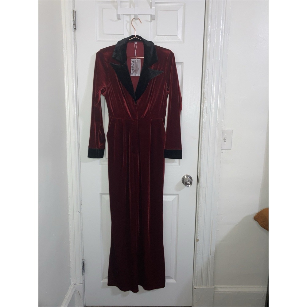 NWT Bell Bottom Jump Suit/Red w/Black Collar Sm Stretchy Velour